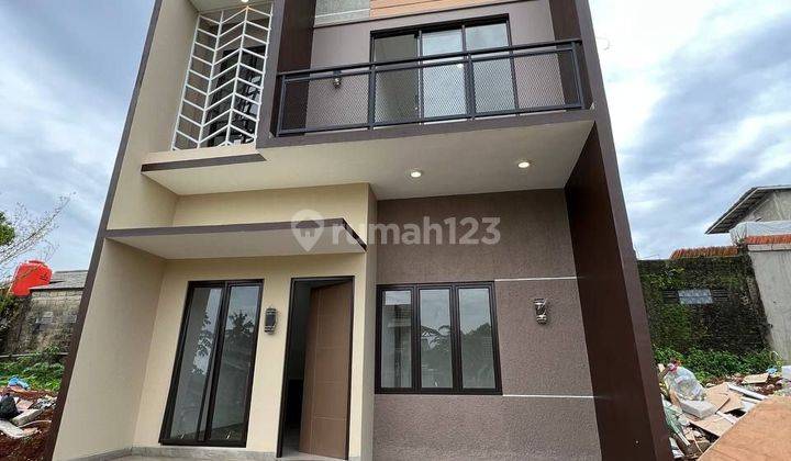 Rumah 2 Lantai Modern Nyaman Dekat Pondok Cabe 1