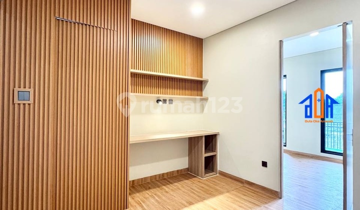 Cheap Furnished House Near Limo Depok Toll Gate 25