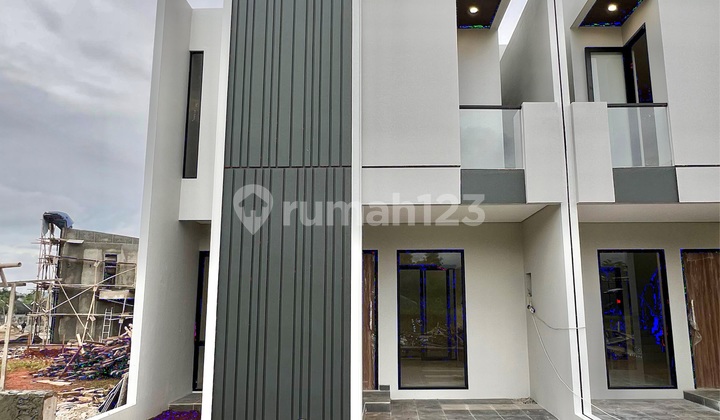 Affordable 2-Story House Ready to Live In Near Desari Toll Road Wide Access 2