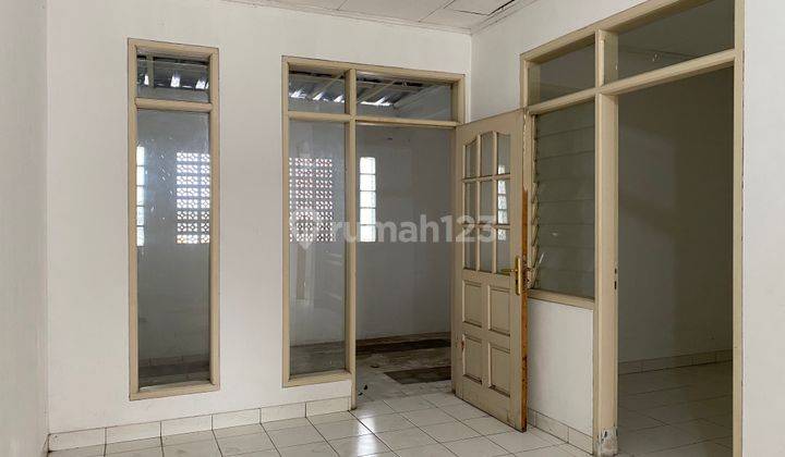  Rumah Bagus Dua Lantai Bebas Banjir Sarijadi Bandung Kota 3