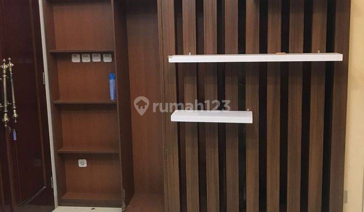 Disewakan Rumah Semi Furnished di Tebet Jakarta Selatan  2