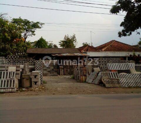 Dijual Tanah Pinggir Jalan Besar kotak  2