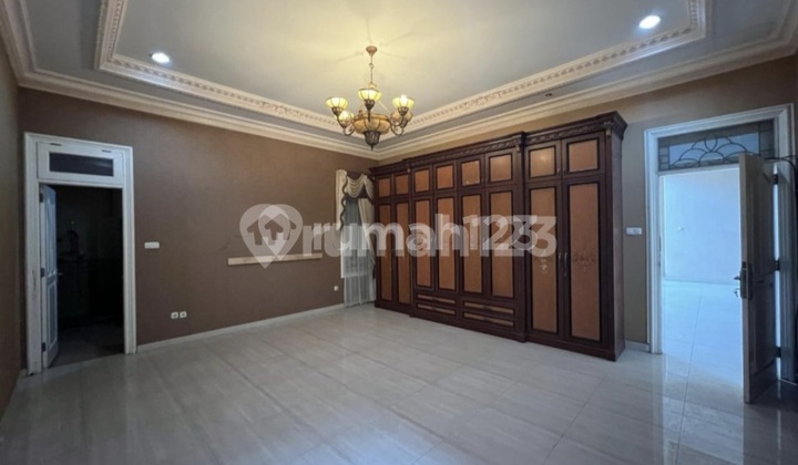 Jual Rumah Graha Famili Blok O Luas 345M2 Hadap Selatan SHM 2