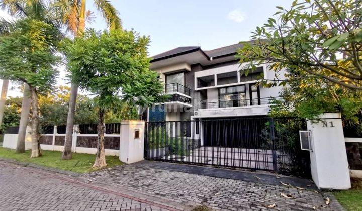 Sewa Rumah Graha Family / Famili Luas 826,5m2 Hadap Jalan Raya 1