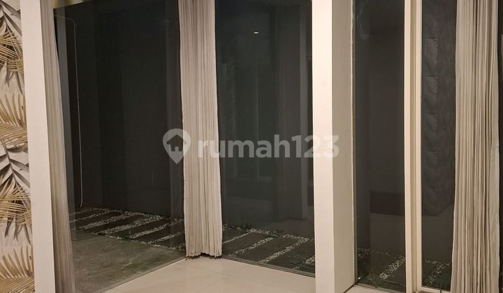 Rumah Siap Huni Royal Residence Luas 200M2 Hadap.selatan Row Jalan 3 Mobil 2