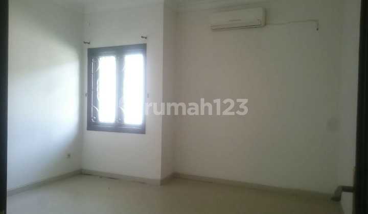 Rumah Siap Huni dan Nyaman Grha Candi Golf Semarang - 3205 2