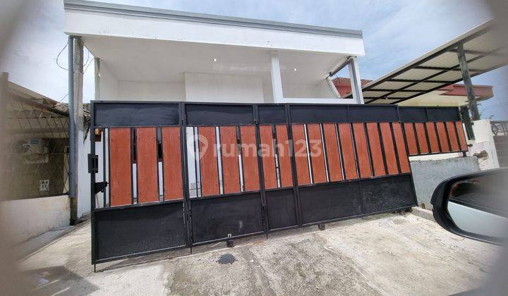 Rumah di di Perumahaan puri anjasmoro blok j 2