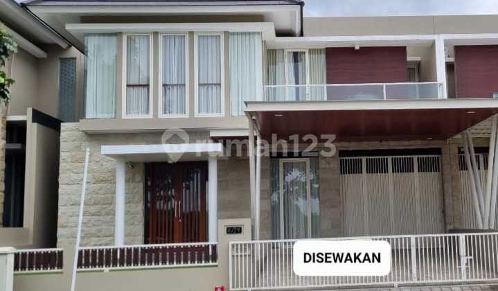 Rumah Mewah di Citragrand 1