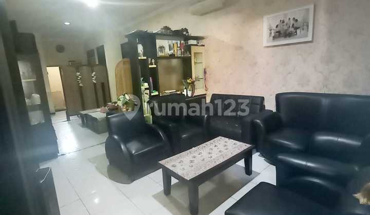 Rumah Siap Huni dan Nyaman daerah Semarang Selatan – 10371 1