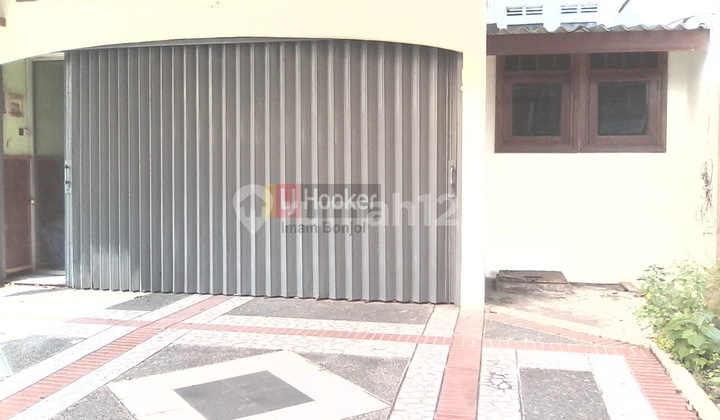 Ready-to-Occupy and Comfortable Home  Jl. Abdulrahman Saleh Semarang – 7979 2