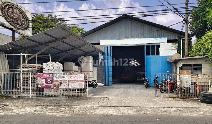 Gudang Strategis Di Sleman Utara 1
