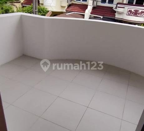 Sewa Cepat Rumah Jatiwaringin Sudah Renovasi Lb 195m2, Lt 178m2 10