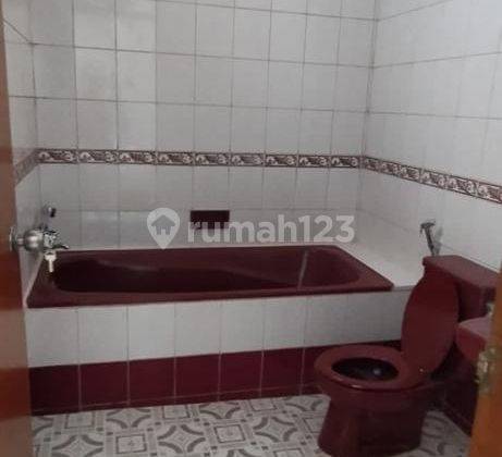 Sewa Cepat Rumah Jatiwaringin Sudah Renovasi Lb 195m2, Lt 178m2 19