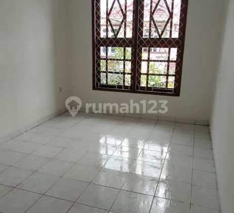 Sewa Cepat Rumah Jatiwaringin Sudah Renovasi Lb 195m2, Lt 178m2 27