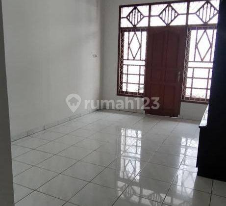 Sewa Cepat Rumah Jatiwaringin Sudah Renovasi Lb 195m2, Lt 178m2 37