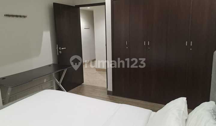 Best Price! Luxury Apartment 2 BR Bagus Furnished, Siap Huni, Mid Zone 2