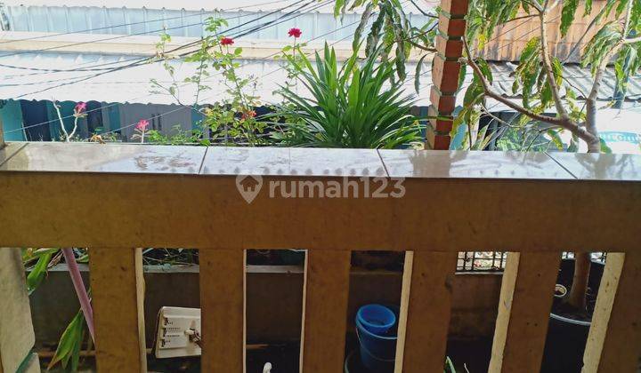 Rumah Hunian di perum 1 karawaci 1