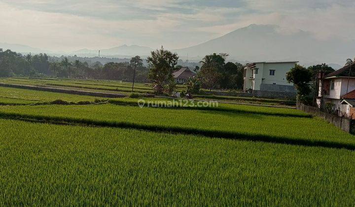 Rumah villa di cikereteq bogor 1