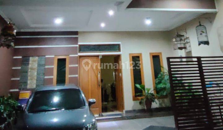 Rumah jual 2 lantai di kebon jeruk 2