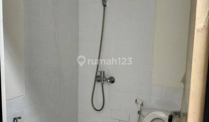Rumah bagus 2 lantai di cendana 2