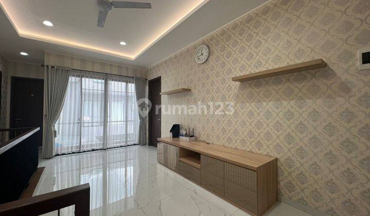 Dijual Cepat Rumah Cantik Fully Furnished Suvarna Sutera 1