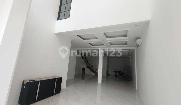 Rumah Cantik Citraraya Cluster Asri 2