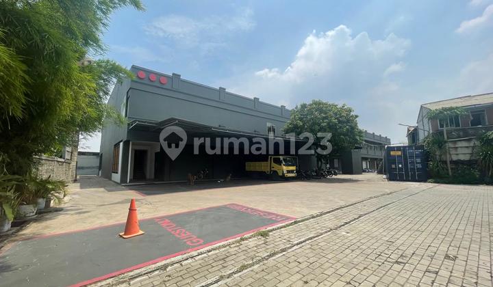 Dijual Tanah dan Bangunan Jln Husein Sastranegara Jakarta Barat Dekat Bandara Soekarno Hatta