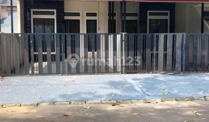 RUMAH 2 LANTAI TAMAN TELAGA CITRA RAYA DEPAN SEKOLAH TARAKANITA 1