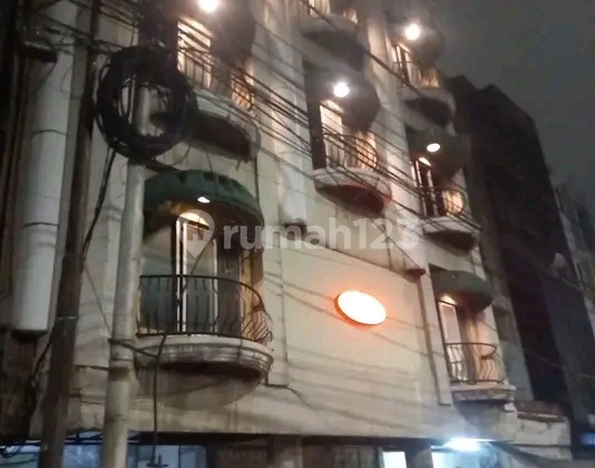 for sale 50% below NJOP hotel in Tamansari, West Jakarta