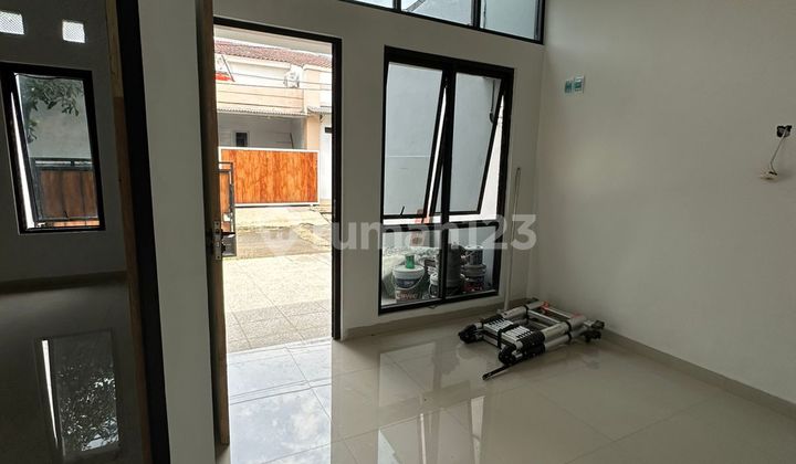 Rumah Full Renovasi  Graha Pesona, Citra Raya 2