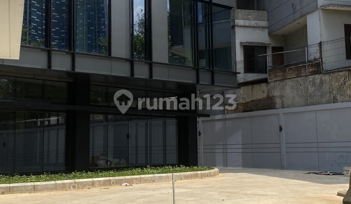 Office Space in Palmerah Available in Several Sizes Around 200 ; 300 Office Space in Palmerah Available in Several Sizes Around 200 ; 300