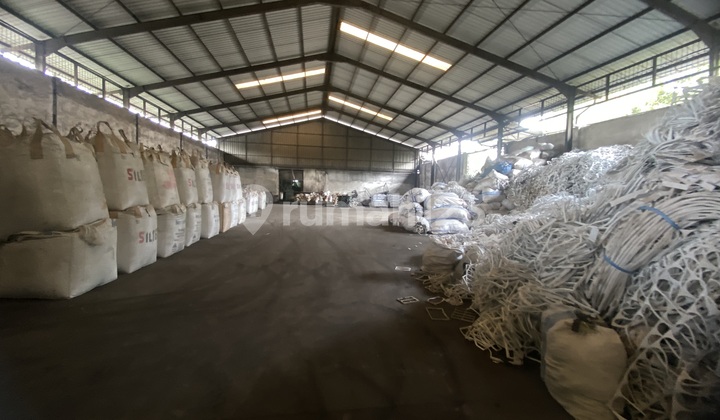 Former Factory in Cikupa by the Main Road, Price Negotiable