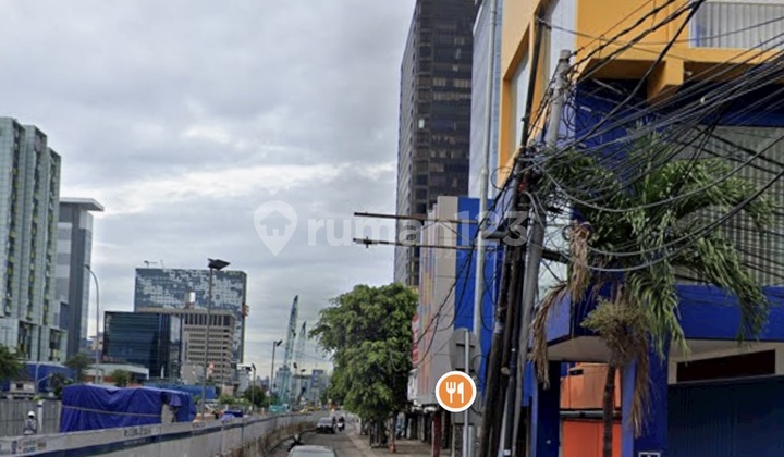 For Rent Strategic Shop House in Gaja Mada Suitable for Business