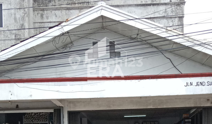 Dijual Ruko 3 Lantai Ex-Toko Bangunan Legend di Jalan Jend. Sudirman Cikampek Dijual Ruko 3 Lantai Ex-Toko Bangunan Legend di Jalan Jend. Sudirman Cikampek