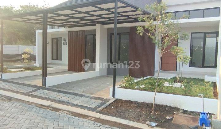 Rumah Murah Pinggir Jalan Utama Tembalang 2