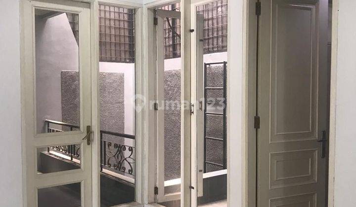 di Permata Buana Jakarta Barat Puri, Jakarta Barat 8