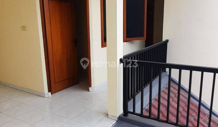 Di Jual Rumah di Taman Surya 3! Siap Huni,Bagus dan Terawat! 2