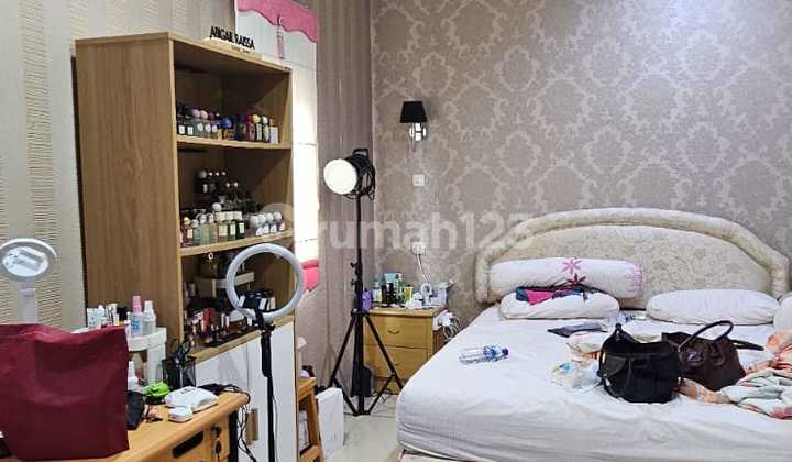 Rumah Taman Surya, Jakarta Barat