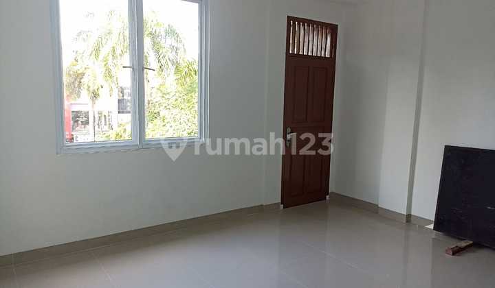 Disewakan Ruko Taman Palem Siap Hun