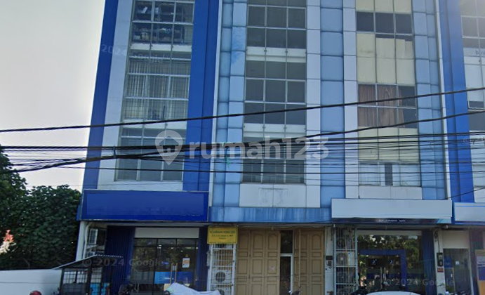 FOR SALE Nice shop house ready for occupancy on Jalan Raya MERR Baruk. 1