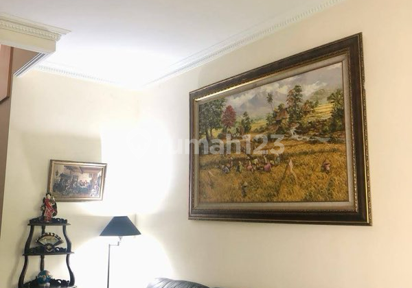 Rumah Cakep Semi Furnish Di Wiguna Surabaya 2