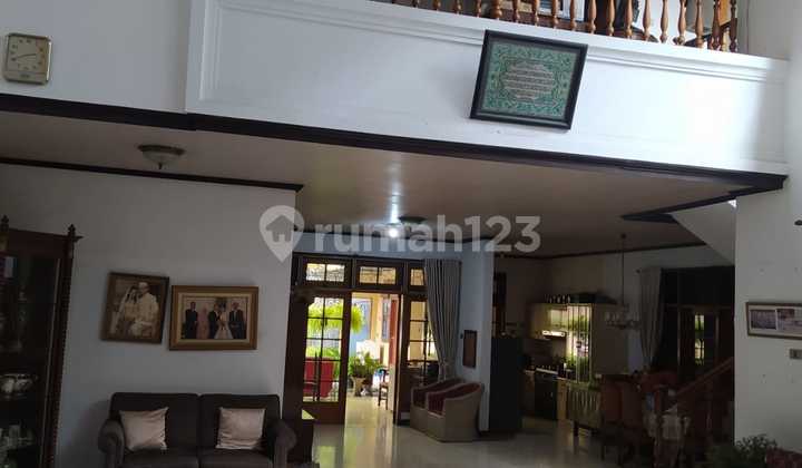 HUNIAN NYAMAN & TERAWAT ROW JALAN LEBAR DI GAYUNGSARI 2