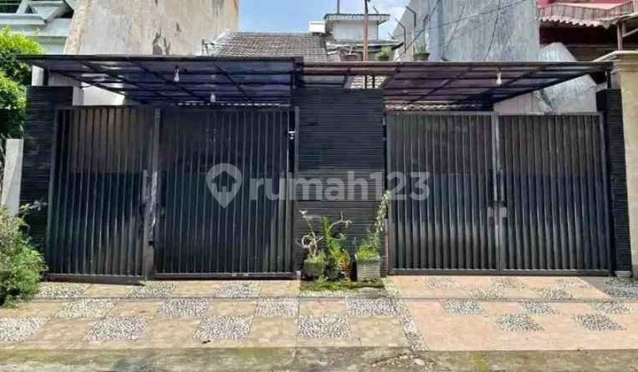 Hunian Nyaman Baratajaya Lokasi Strategis Jalan Lebar