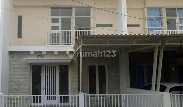 Rumah 2 lantai sipa huni di Greenlake Wonorejo 1