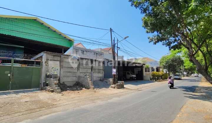 Murah banget! Gudang Area komersial di Raya Penjaringan Asri 1