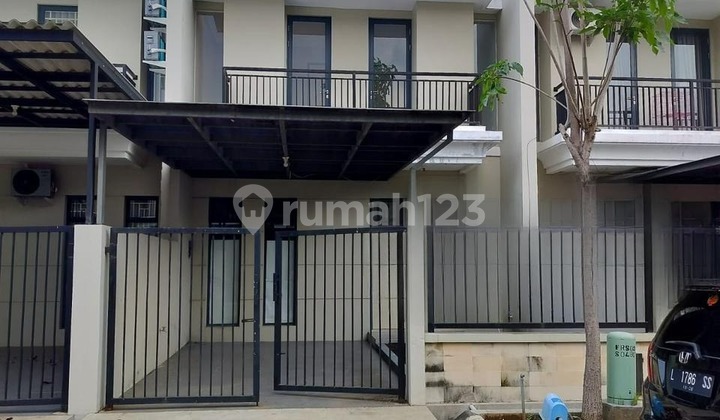 Quick Sale: Well-Maintained & Comfortable 2-Story House in Pondok Tjandra Quick Sale: Well-Maintained & Comfortable 2-Story House in Pondok Tjandra