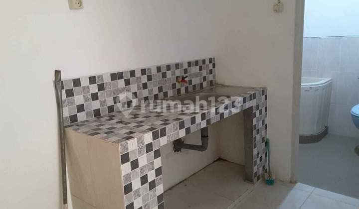 Comfortable Residence in Baratajaya Strategic Location with Wide Road 2