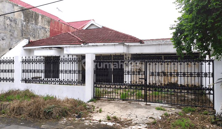 Jual Cepat, Murah Rumah Second di Dharmahusada Indah Barat Dekat Mojo 1