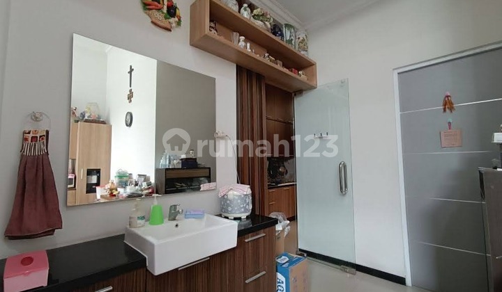 Termurah! Sukolilo Dian Regency 2 1.5 Lantai Cm 1M An Semi Furnish 2