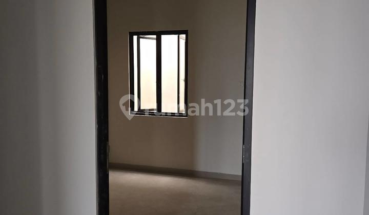 Rumah Minimalis di Pondok Tjandra, Row Jalan Lebar 2